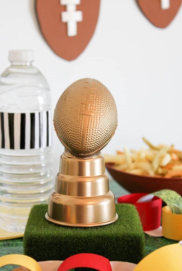 DIY Superbowl party decor — easy and affordable ideas for your party!