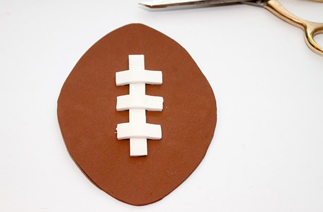 DIY Superbowl party decor — easy and affordable ideas for your party!