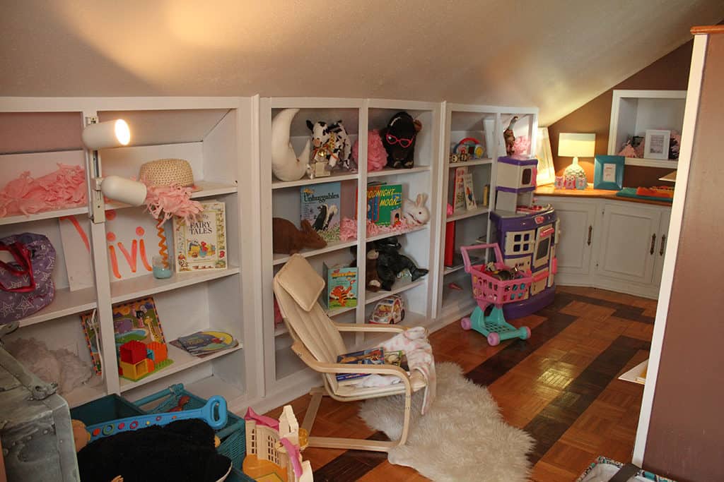 Home tour play rooms