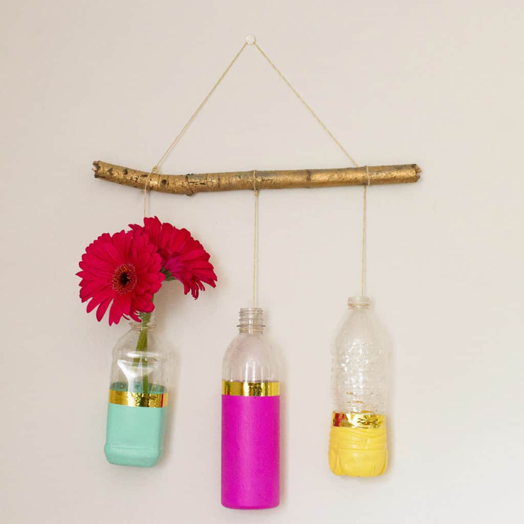 DIY upcycled floral wall hanging tutorial