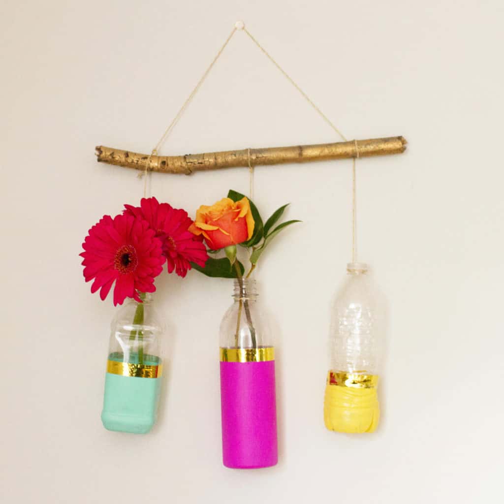 DIY upcycled floral wall hanging tutorial