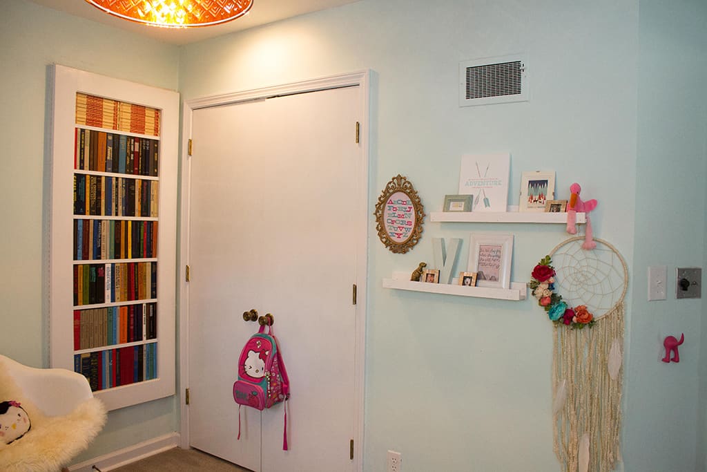 Oh So Lovely blog takes you on a toddler bedroom and play spaces home tour.