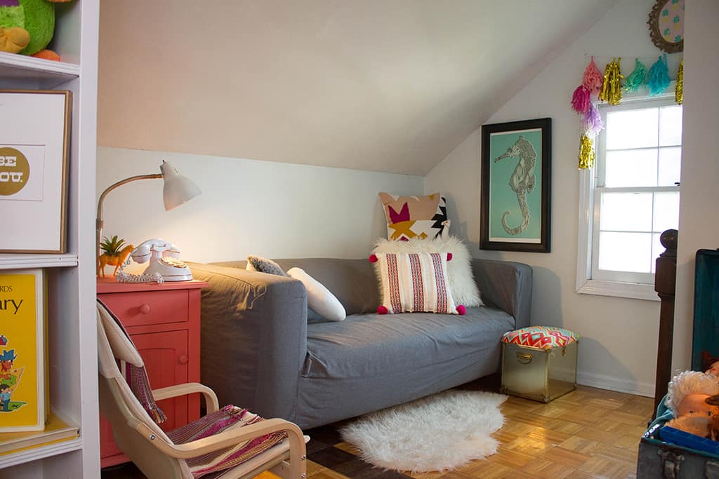 Oh So Lovely blog takes you on a toddler bedroom and play spaces home tour.