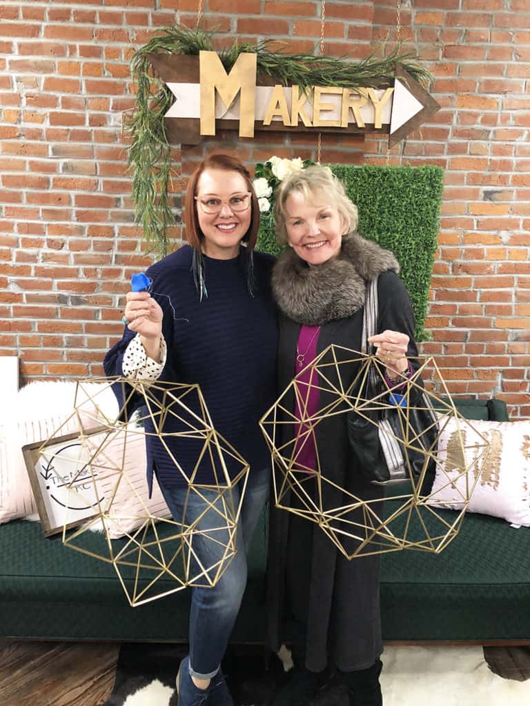 Audrey of Oh So Lovely Blog shares her experience attending a workshop by The Makery KC making a himmeli wreath.