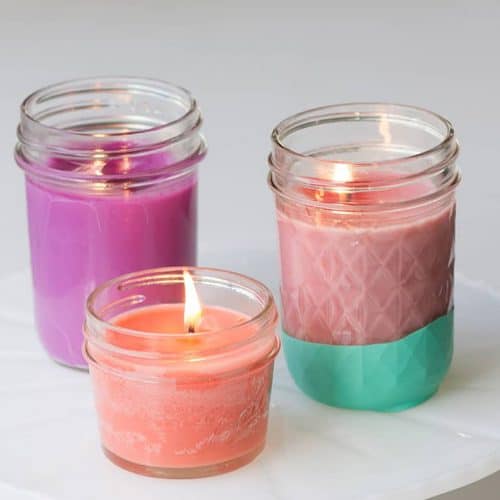 Oh So Lovely Blog shares an easy DIY soy wax candle tutorial. Make beautiful candles for your home or gift giving!