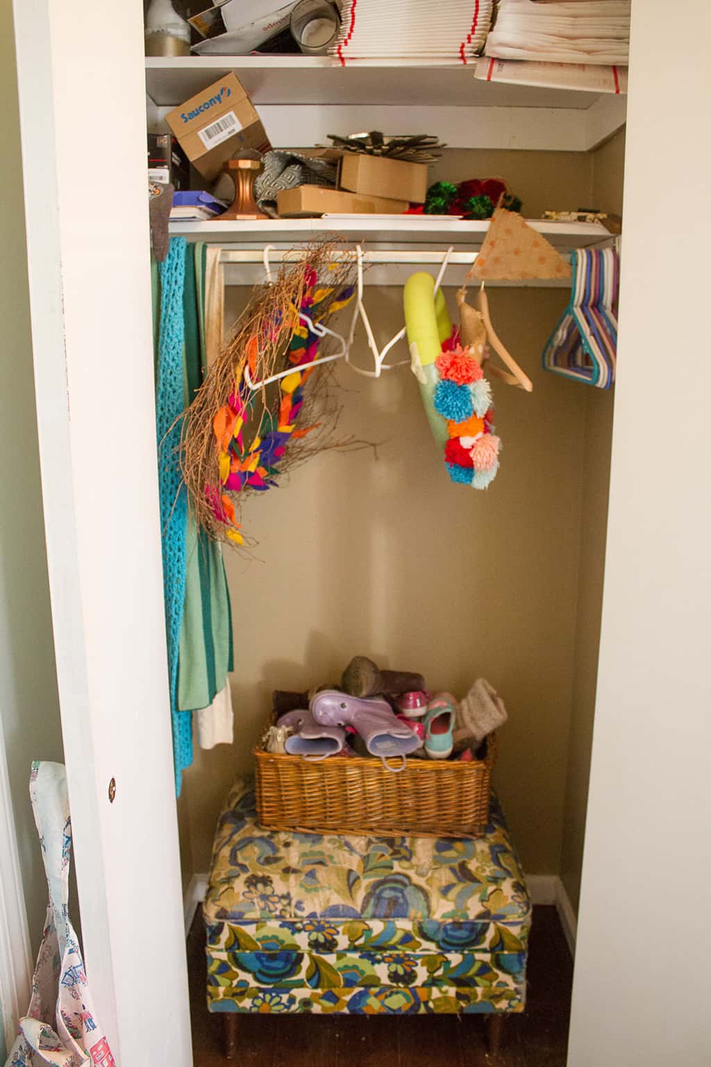 A DIY BUDGET MINI MUDROOM MAKEOVER, Oh So Lovely Blog