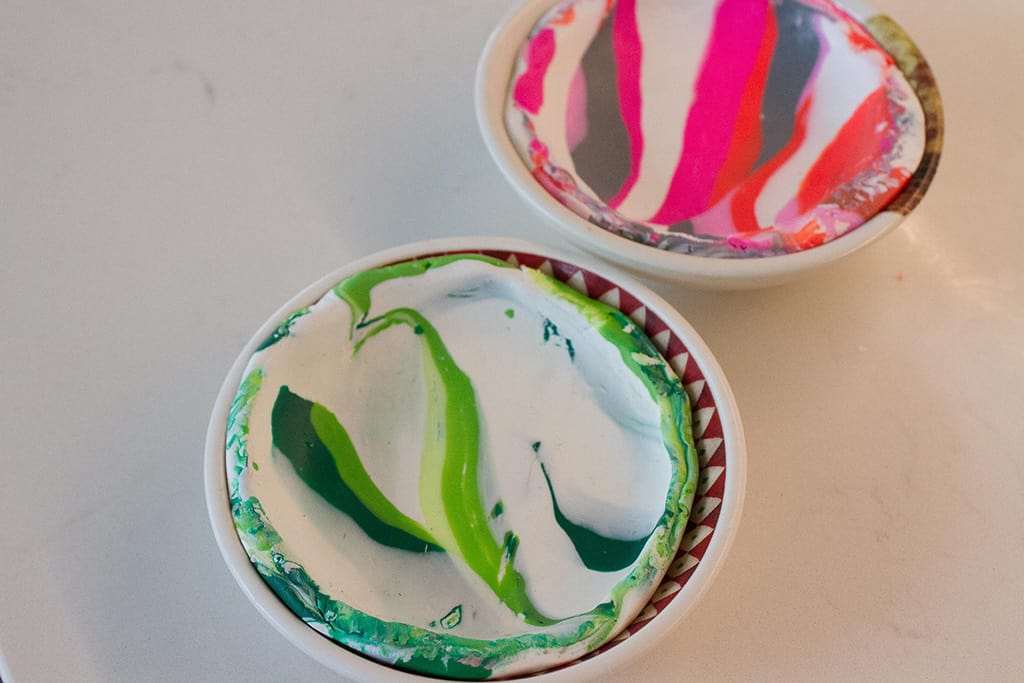 Learn how easy it is to make your own DIY marbled clay dishes with this tutorial from Oh So Lovely Blog!