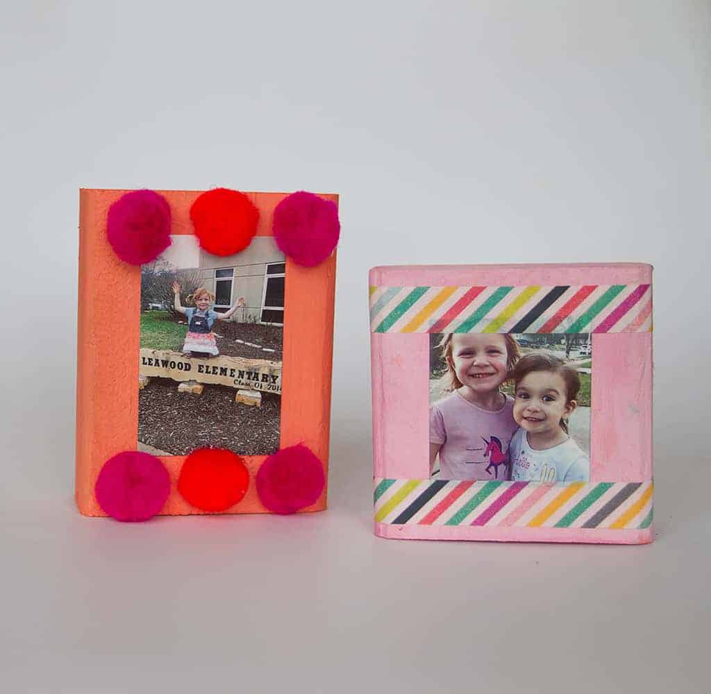 Audrey of Oh So Lovely Blog shares a super easy DIY photo block tutorial! Makes a perfect handmade day gift for any occasion. 