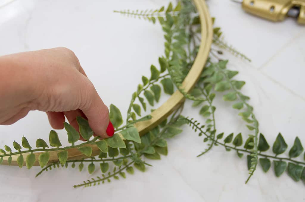 DIY // MODERN FLORAL WREATHS, Oh So Lovely Blog