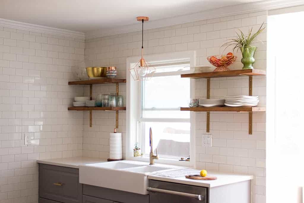 A DIY kitchen open shelving tutorial — affordable, solid and beautiful!