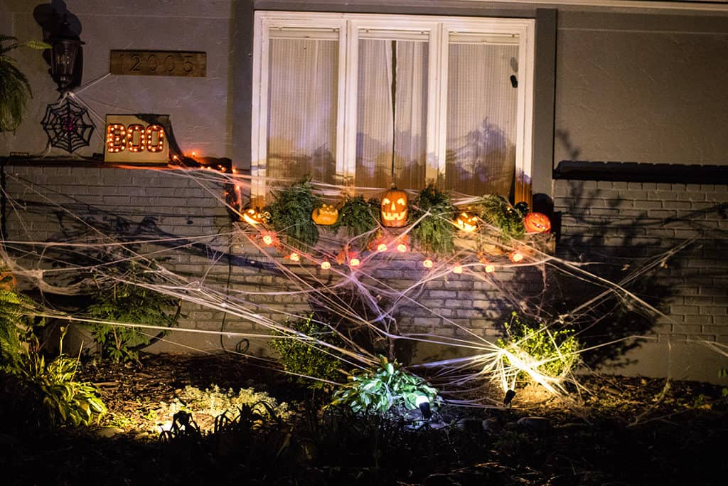 outdoor Halloween home tour