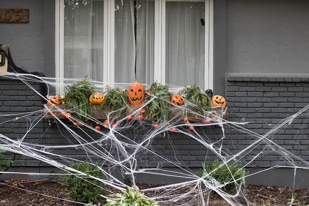 outdoor Halloween home tour