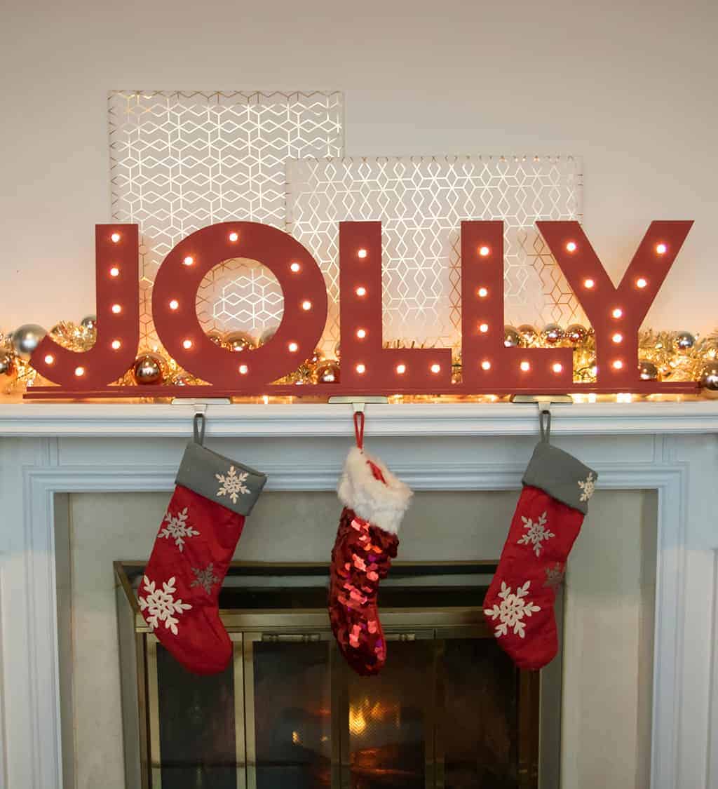 DIY  //  HOLIDAY MARQUEE SIGN FEATURING CRAFTCUTS, Oh So Lovely Blog