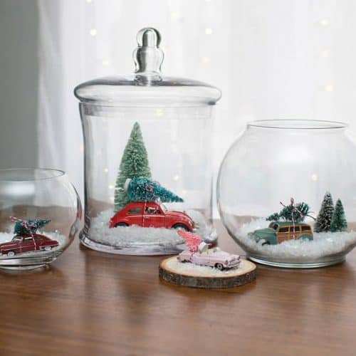 Audrey of Oh So Lovely Blog shares some DIY holiday terrarium tutorials featuring items mostly from Goodwill + items found around the house. Get inspired!