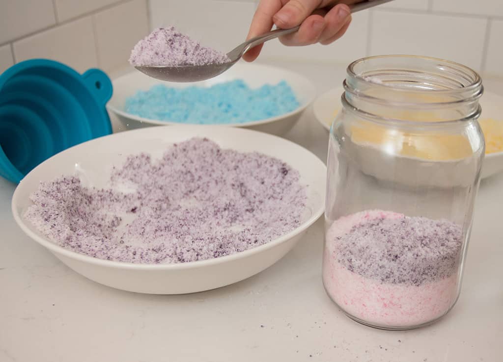 Audrey of Oh So Lovely Blog shares an easy and fun DIY fizzy bath salts tutorial. You get the same effect of a bath bomb with half of the work. Win-win!