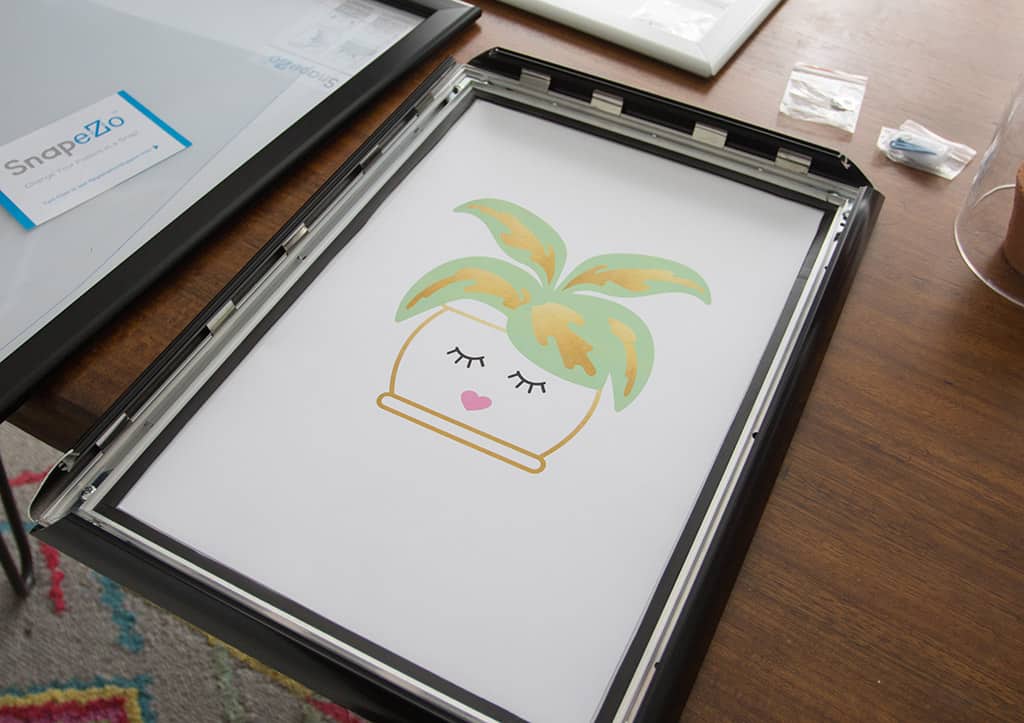 Audrey of Oh So Lovely Blog shares her love of SnapeZo frames, which pair perfectly with her free printables. Read all about it!