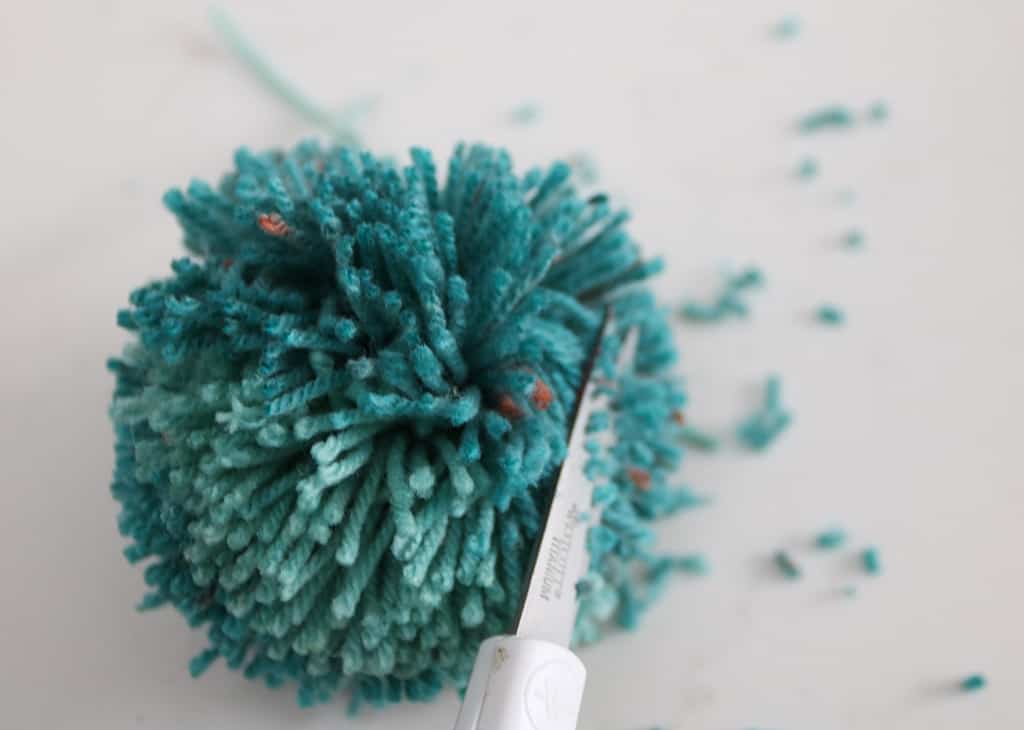 DIY pom pom wall hanging