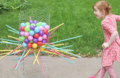 DIY Kerplunk yard game tutorial—perfect for outdoor entertaining!
