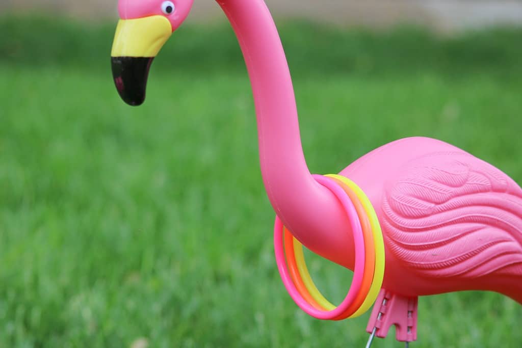 Audrey Kuether of Oh So Lovely shares a super fun and extremely easy DIY flamingo ring toss yard game tutorial—perfect for spring and summer!