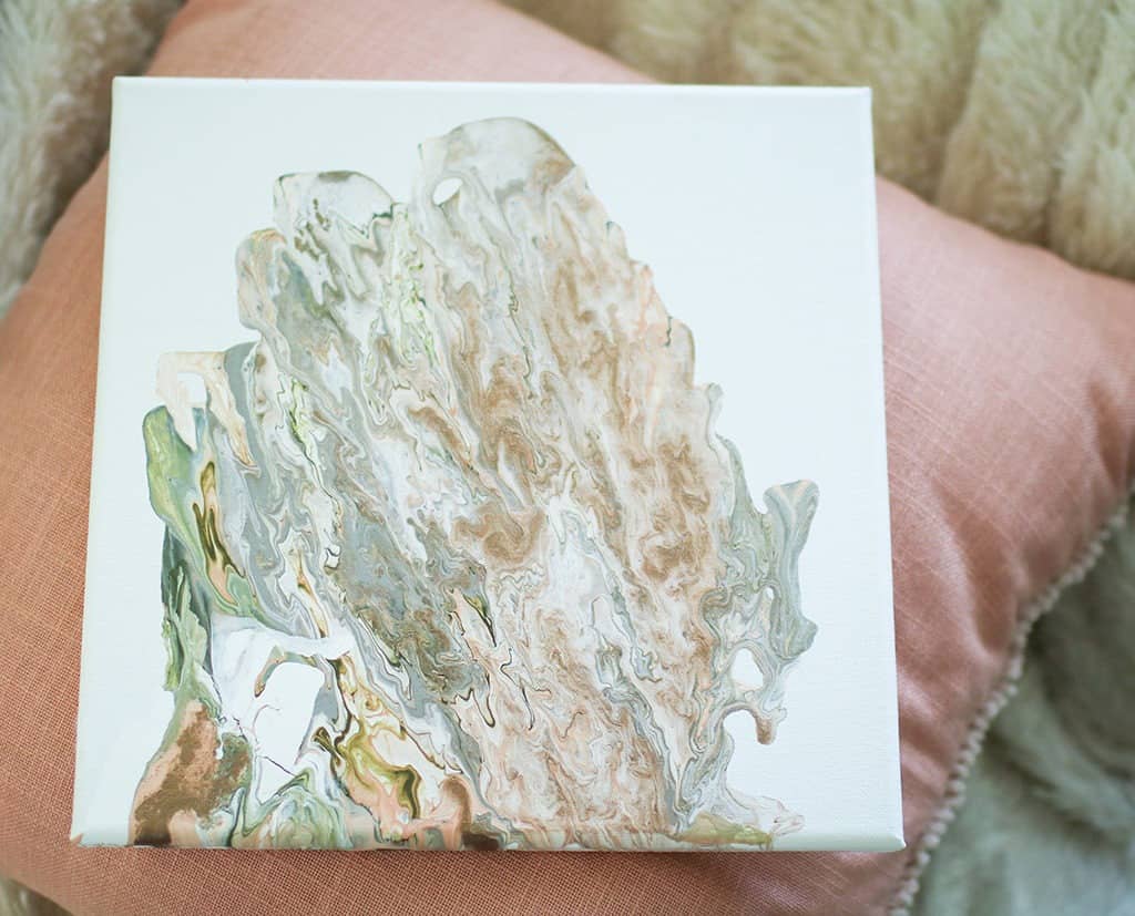 HOW TO MAKE UNIQUE DIY PAINT POUR ART, Oh So Lovely Blog