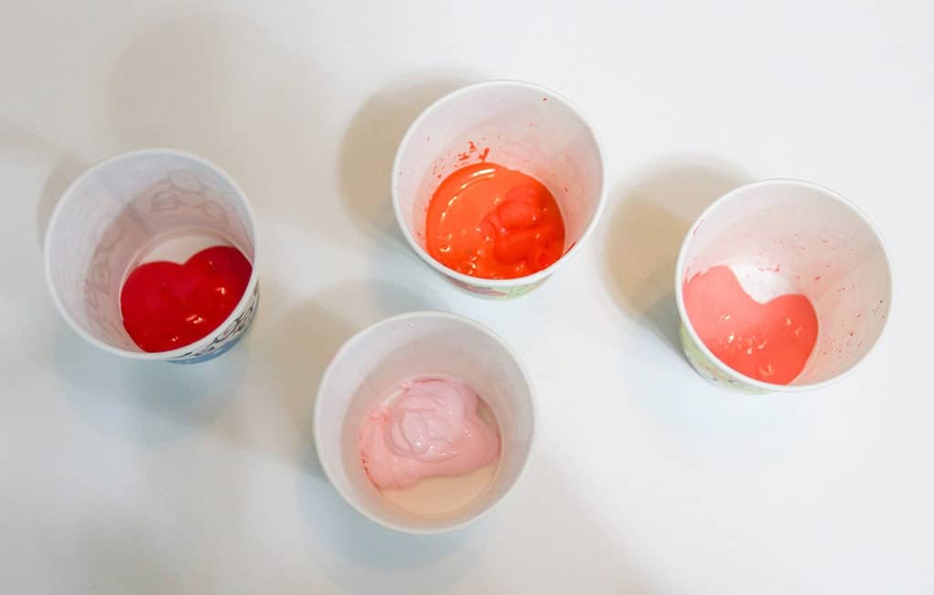 HOW TO MAKE UNIQUE DIY PAINT POUR ART, Oh So Lovely Blog