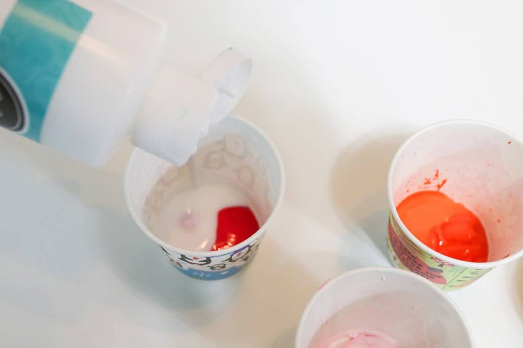 HOW TO MAKE UNIQUE DIY PAINT POUR ART, Oh So Lovely Blog