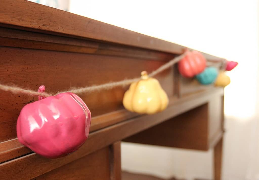 DIY // PUMPKIN WREATH AND GARLAND, Oh So Lovely Blog