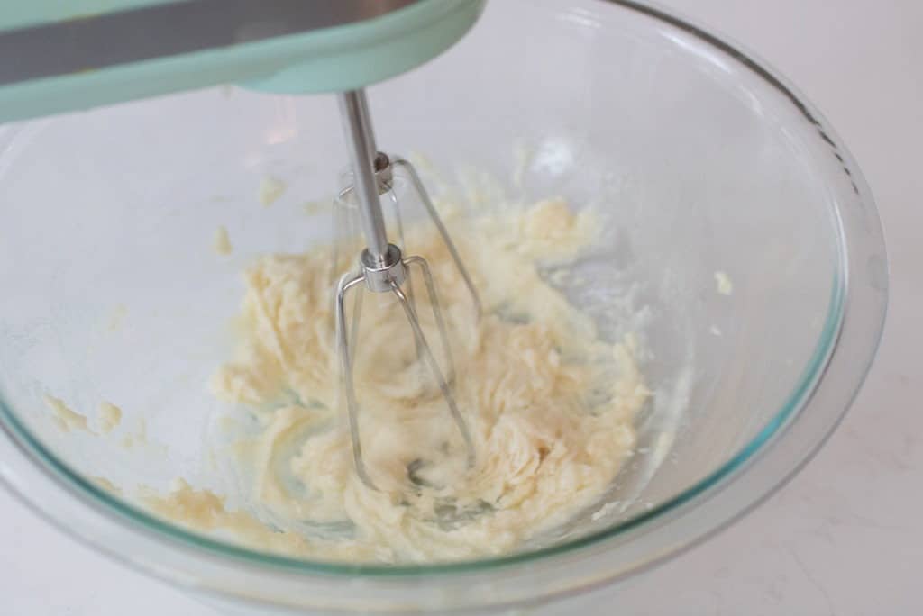 HOW TO MAKE DIY WHIPPED LAVENDER BODY BUTTER, Oh So Lovely Blog