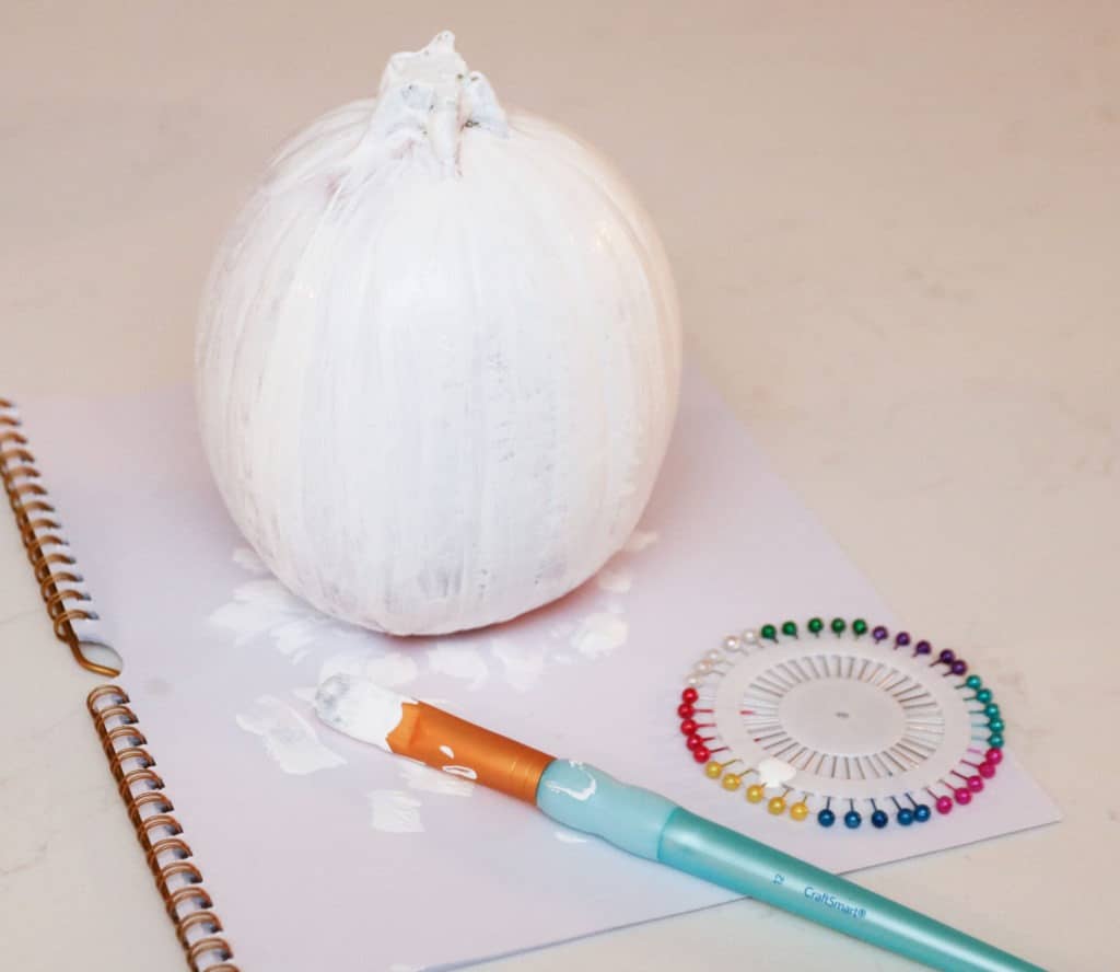 HOW TO MAKE CUTE &#038; EASY THUMB TACK PUMPKINS, Oh So Lovely Blog