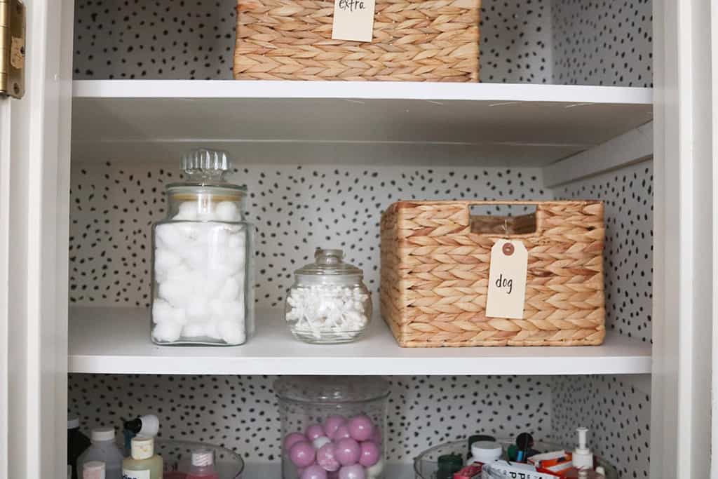 A UNIQUE LINEN CLOSET MAKEOVER ON A SMALL BUDGET, Oh So Lovely Blog