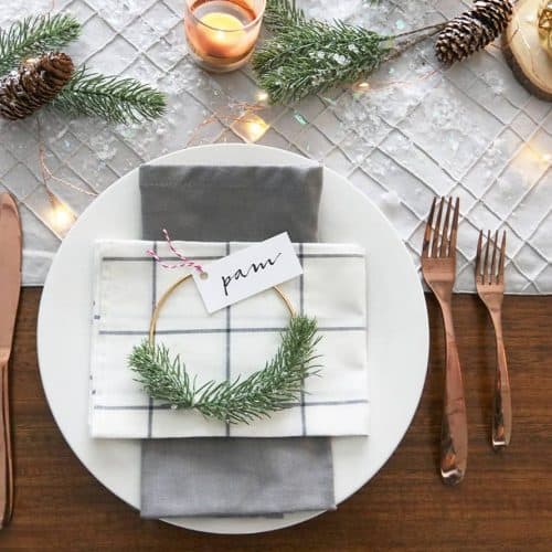 place cards festive table decor