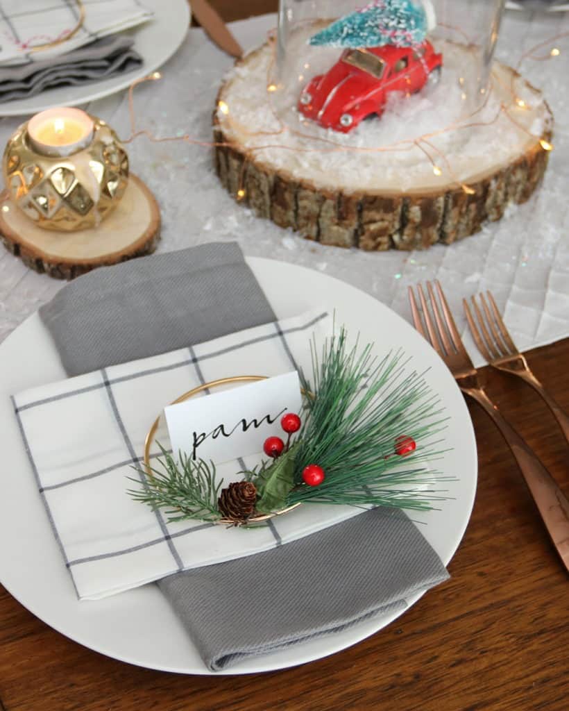 CUTE DIY HOLIDAY WREATH PLACE CARDS, Oh So Lovely Blog