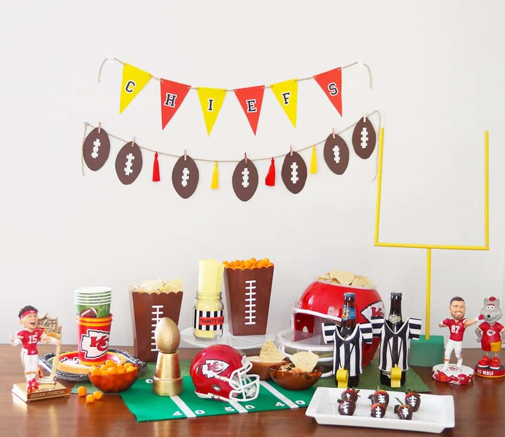 HOW TO MAKE EASY DIY SUPER BOWL PARTY DECOR, Oh So Lovely Blog