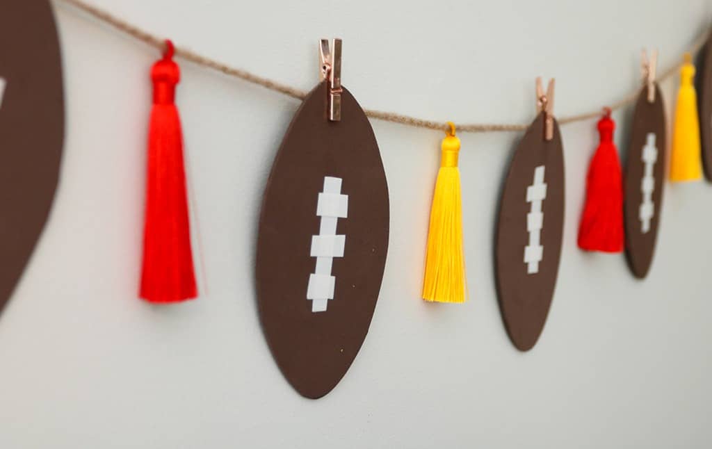 HOW TO MAKE EASY DIY SUPER BOWL PARTY DECOR, Oh So Lovely Blog