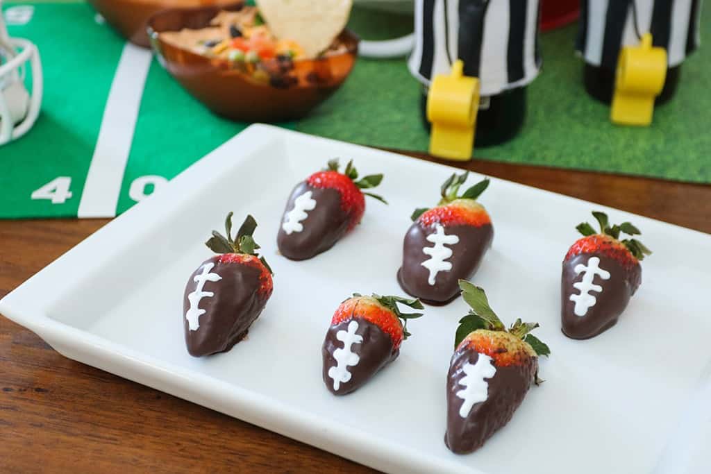 Super Bowl Decorations – DIY and Store Bought Ideas, Oh So Lovely Blog