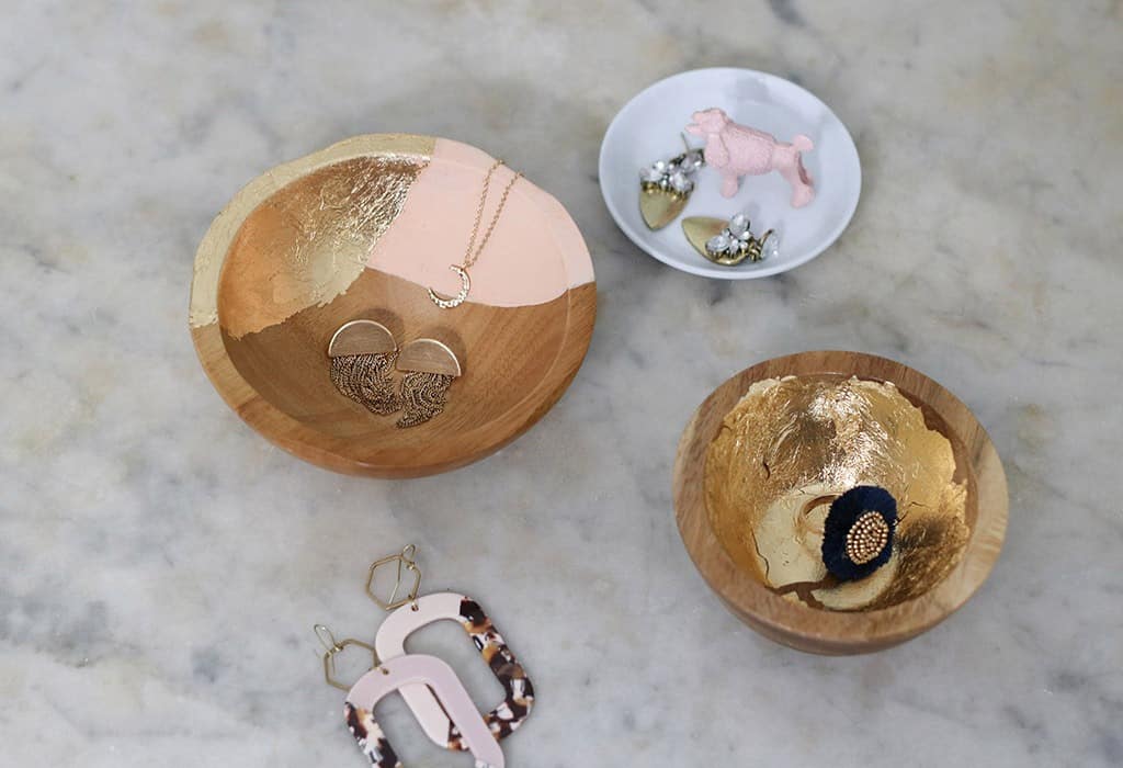 HOW TO MAKE DIY GOLD LEAF JEWELRY DISHES, Oh So Lovely Blog