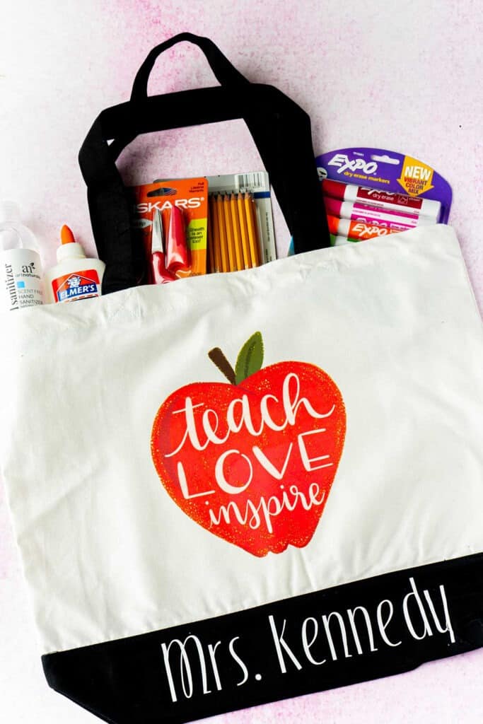 20 fun and easy ideas to personalize your back to school gear with Cricut 