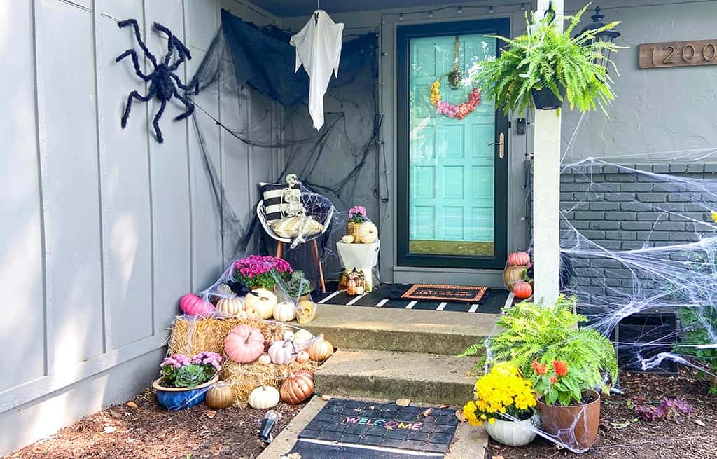 40 spooky outdoor Halloween decorations under $100