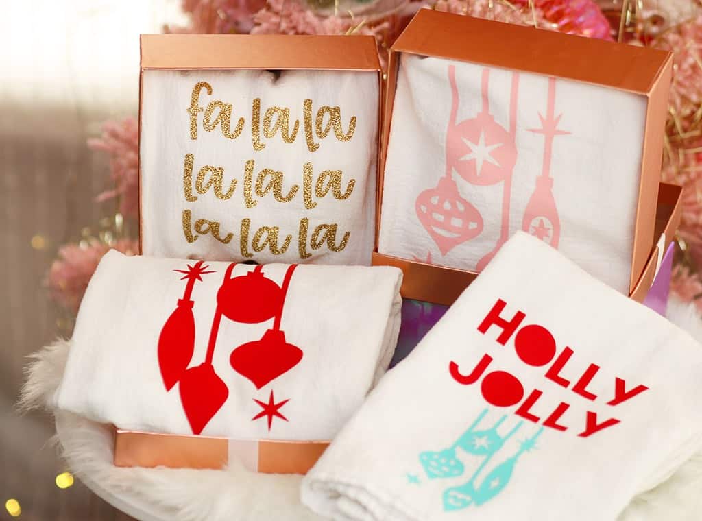 Make holiday tea towel gifts with your Cricut Joy