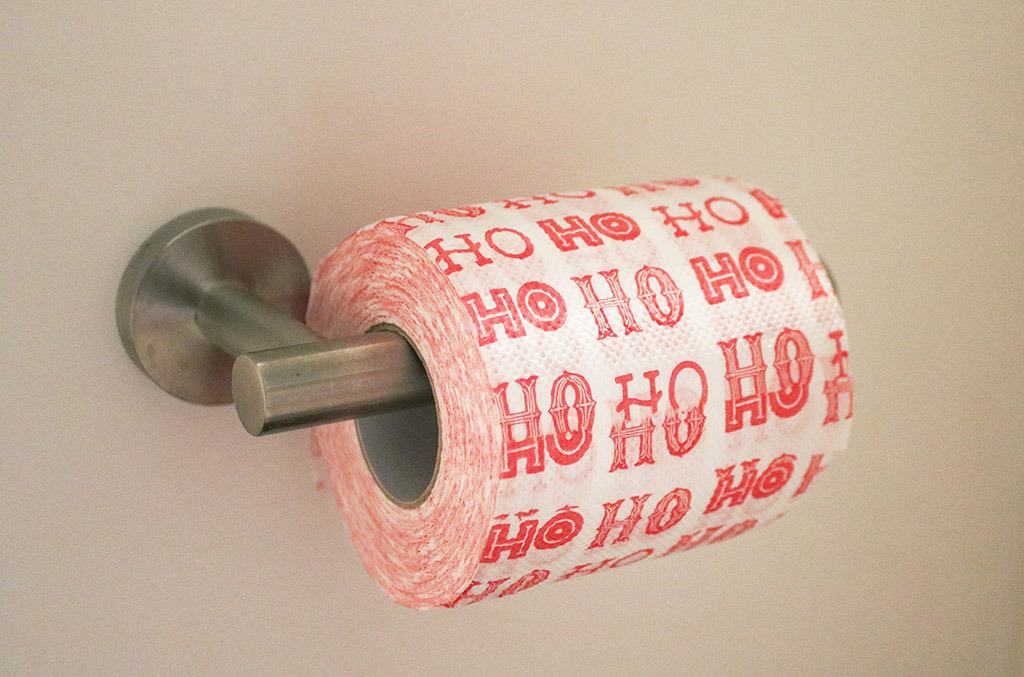 christmas holiday toilet paper