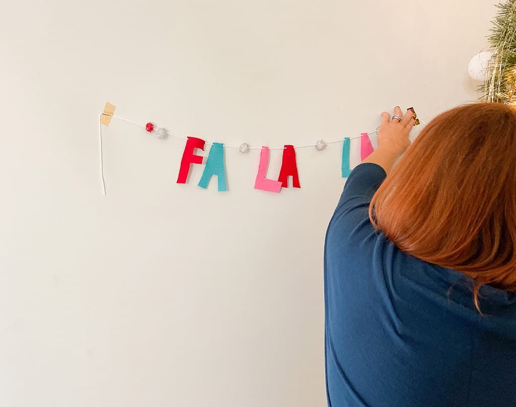 Hang diy banner made of felt letters