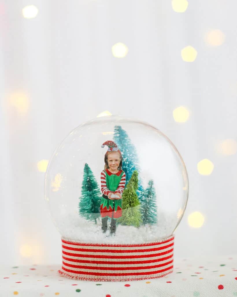 How to make a cute DIY personalized winter snow globe – perfect for a winter holiday decor, keepsake, or gift!