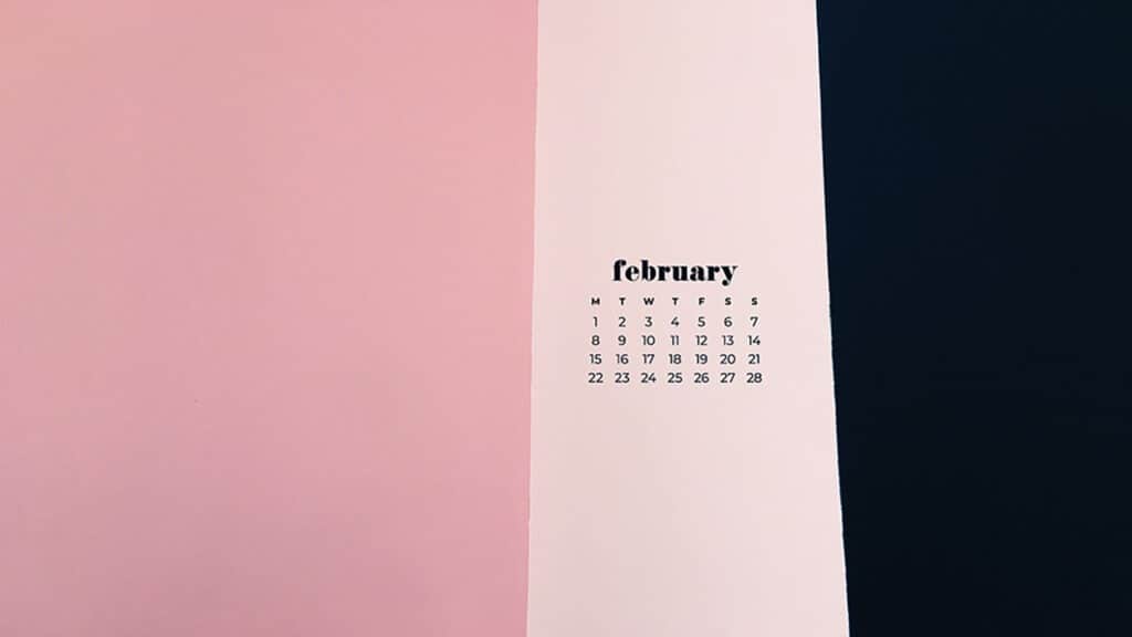 Free February 2021 calendar wallpapers – 30 cute designs in both Sunday and Monday starts for phone and desktop. Dress you tech!