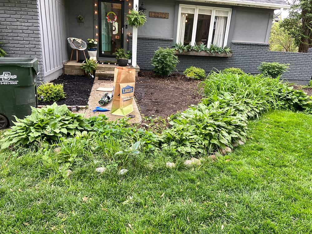 DIY SPRING EXTERIOR &#038; LANDSCAPING UPDATE – PHASE ONE PROGRESS, Oh So Lovely Blog