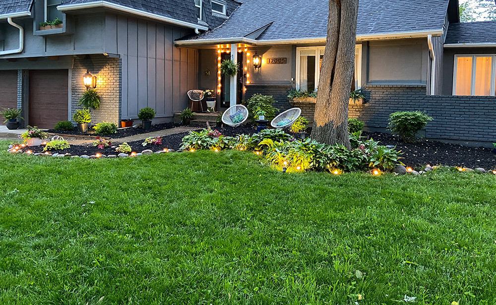 Landscaping update — DIY ideas to inspire you to get outside and and add some affordable curb appeal to your home.