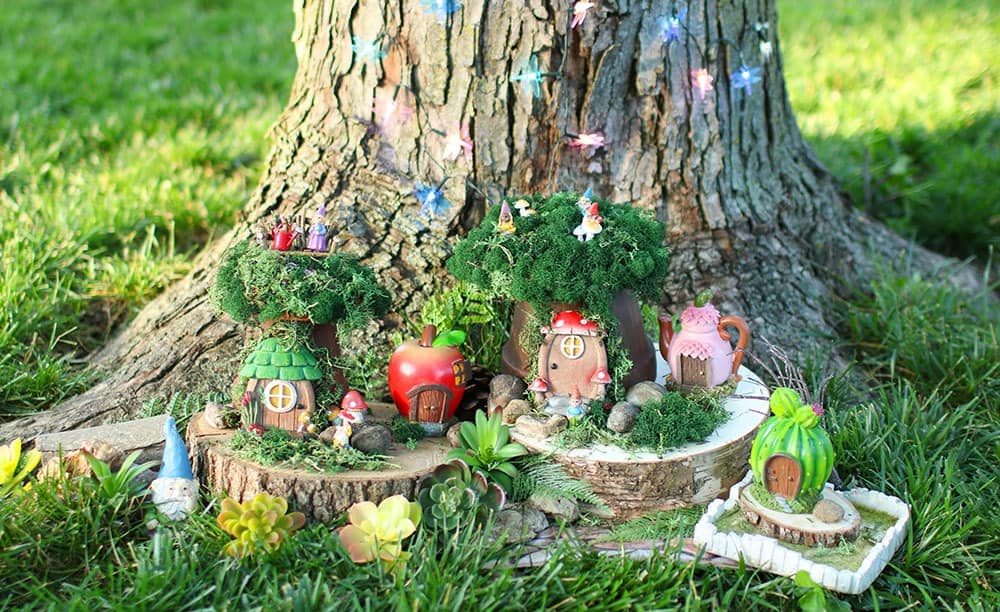 DIY gnome village garden – a fun, easy & affordable tutorial. It's the perfect summer project for all ages, kids and adults. 