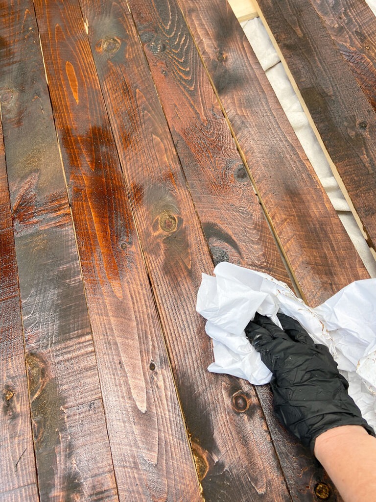 Staining wood fence picket boards - wiping off excess stain