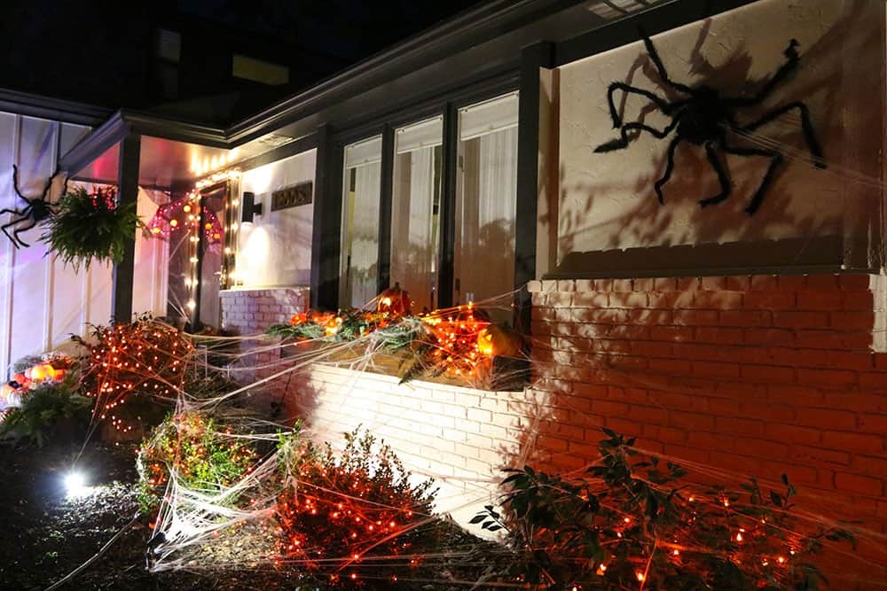 Outdoor Halloween decorations — A spooky and fun tour through all of our decor + affordable product recommendations. Get inspired!