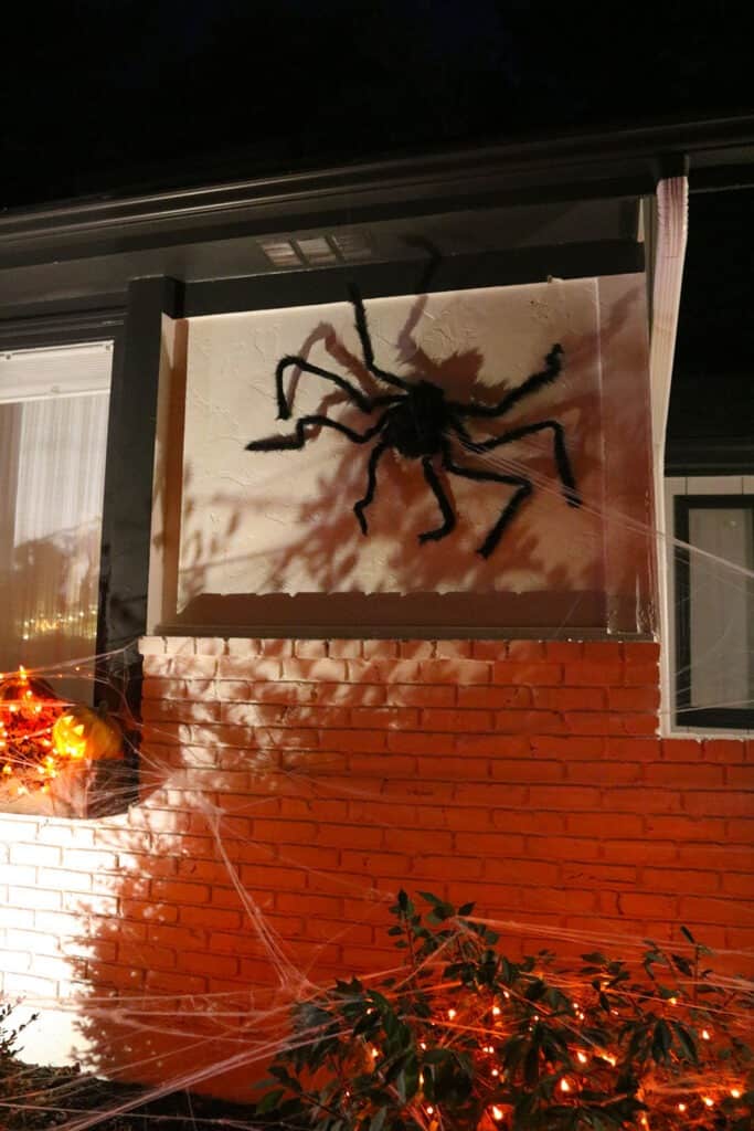 Outdoor Halloween decorations — A spooky and fun tour through all of our decor + affordable product recommendations. Get inspired!