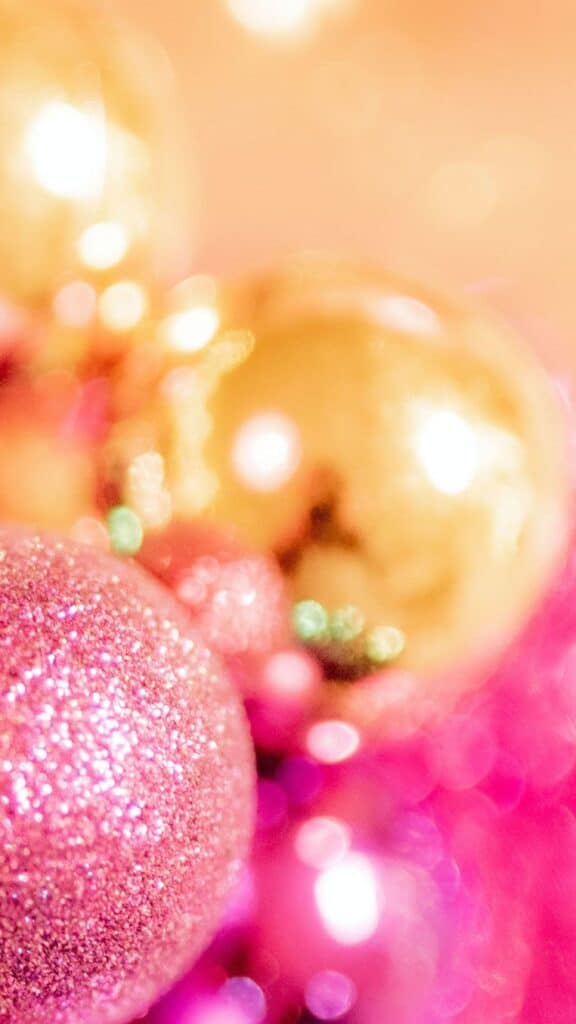 pink and gold sparkly ornaments bokeh blur - free december digital wallpaper